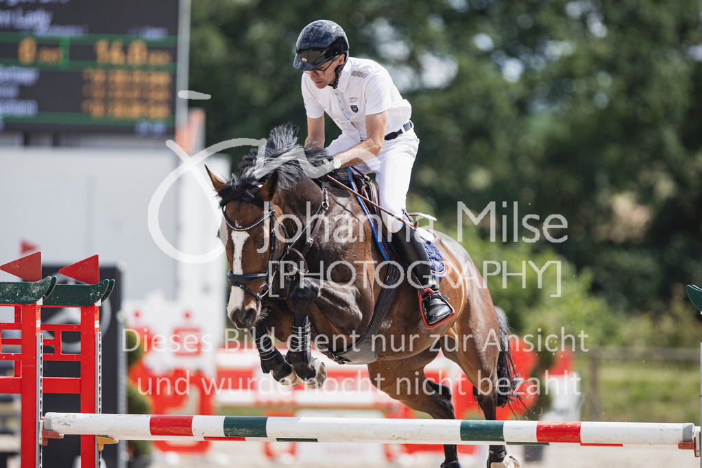 250629_PfSpTa_2Ph-M1-776 | Deine schönsten Turniermomente als professionelle Fotos! Entdecke hochwertige Pferdesport-Fotografie im Online-Shop. Jetzt Fotos finden & bestellen!