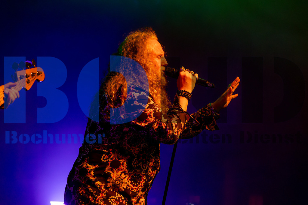 SES_NURDIO20250102-75 | bond - Realisiert mit Pictrs.com