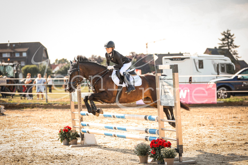 01.FrSpE00210 | Leoni Ertmer Photography - Realisiert mit Pictrs.com