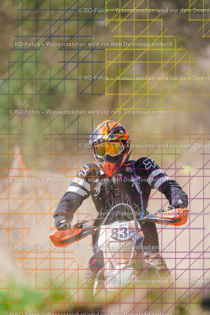 2 Lauf Mernes-756 | Sportfotografie von RO-Fotos: Motorsport, Motocross, Enduro, Laufveranstaltungen und Triathlon. Professionelle Fotos von Sportlern und Events. - Realisiert mit Pictrs.com