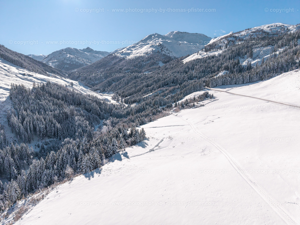  Hochfügen Winterwanderweg copyright  Thomas Pfister-16 | PHOTOGRAPHY BY THOMAS PFISTER