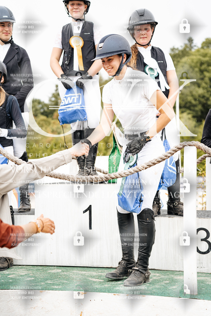 CK705179 | Turnierfotografie Pferdefotografie Trier Rheinland-Pfalz Pferdesport Reitsport Tierfotografie Sportfotografie Pferdevideo Pferdevideografie Equestrianvideography equestrianphotography  - Realisiert mit Pictrs.com