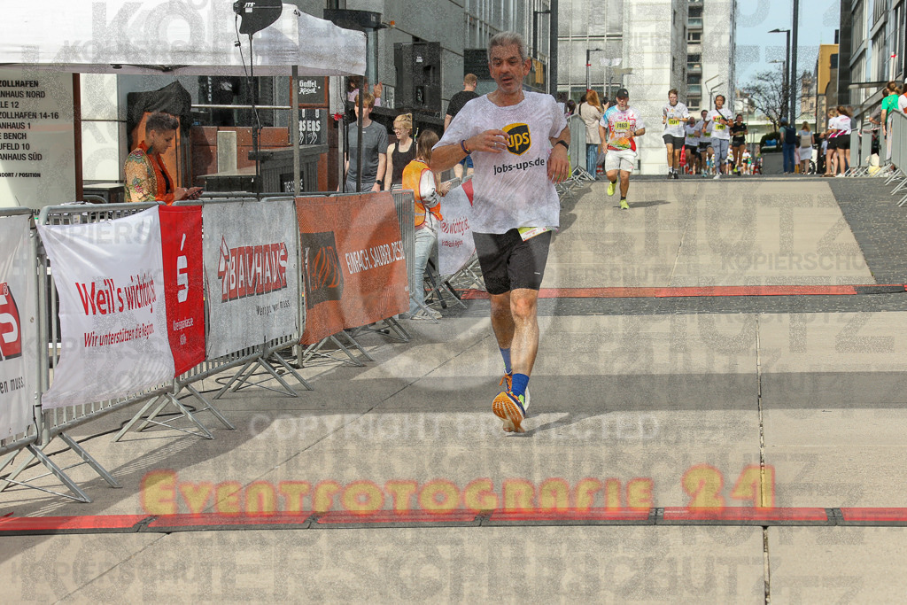 250920_1327_EX1_4655 | Sportfotografie im Rhein-Sieg Kreis, Köln, Bonn, NRW, Rheinland Pfalz, Hessen, etc. Unser Tätigkeitsfeld umfasst den Laufsport vom Volkslauf über den Marathon, Duathlon, Triathon bis zum Ultralauf wie Kölnpfad Ultra oder Schindertrail.