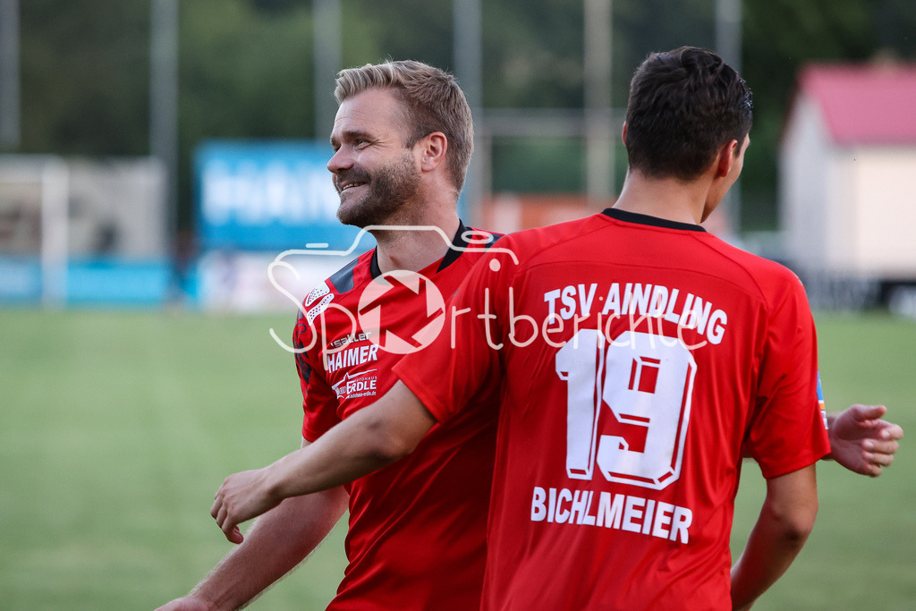 TSV Aindling - VfB Eichstätt | Professionelle Sportfotos aus den Bereichen Fußball, Eishockey, Handball und vieles mehr. Ob Sieg oder Niederlage