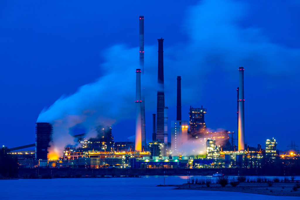 JT-210311 | Rhein bei Duisburg Bruckhausen, Marxloh, Thyssenkrupp Steel Stahlwerk, Hochöfen, Sinteranlage, Kokerei Schwelgern, Duisburg, NRW, Deutschland - Realisiert mit Pictrs.com