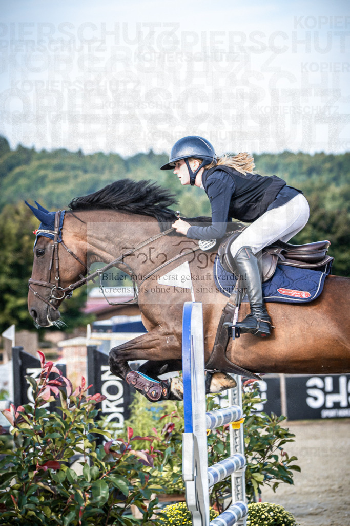 DOS_4275 | Entdecke hochwertige Reitturnierfotos von Foto Oger. Professionell, emotional und authentisch – jetzt Lieblingsmomente im Shop bestellen.Deutschlandweite Turnierfotografie. - Realisiert mit Pictrs.com