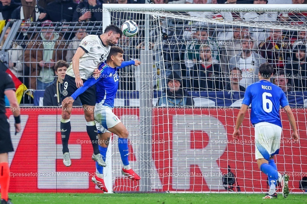 DFB23032502191 | 23.03.2025, Fußball, Viertelfinale UEFA Nations League, Deutschland - Italien, Signal Iduna Park, Saison 2024 2025: Kopfballtor Tor zum 3:0 durch Torschütze Tim Kleindienst (GER #09) DFB regulations prohibit any use of photographs as image sequences and or quasi-video.