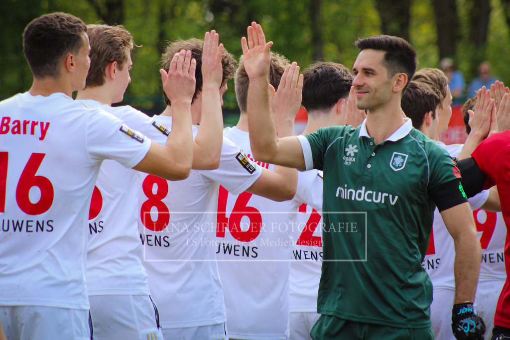 Bundesliga Herren HTC Uhlenhorst Mülheim - Rot-Weiß Köln 13.04.24 Mülheim-032 | lanaschraderfotografie - Realisiert mit Pictrs.com
