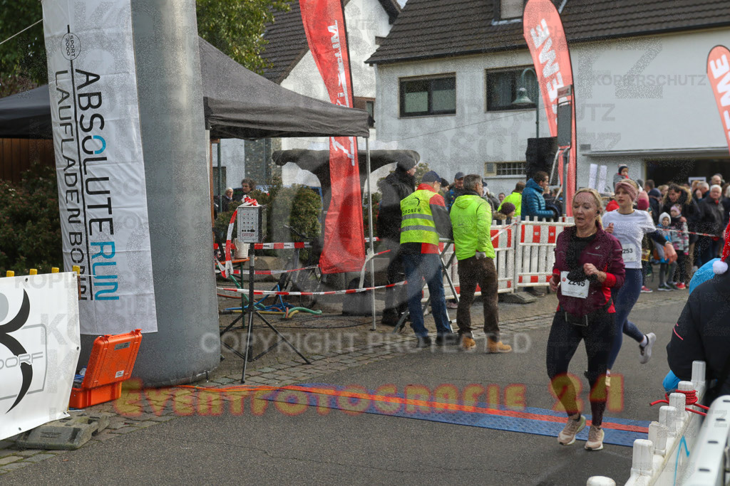 221127_1057_EV9_1558 | Sportfotografie im Rhein-Sieg Kreis, Köln, Bonn, NRW, Rheinland Pfalz, Hessen, etc. Unser Tätigkeitsfeld umfasst den Laufsport vom Volkslauf über den Marathon, Duathlon, Triathon bis zum Ultralauf wie Kölnpfad Ultra oder Schindertrail.