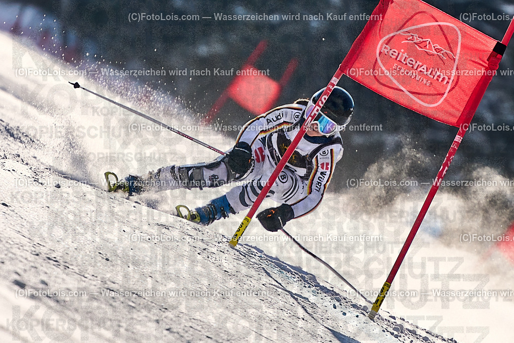 _ALP3953_MASTERS-CUP_Reiteralm_AC-GS_RADER Michaela | FIS WORLD CUPMASTERS ALPINE SKIING, 28. MÄRZ 2026 - REITERALM | STMK | AUT.   Veranstaltet vom Masters-Referat des Deutschen Skiverbandes (DSV). Durchführende Organisation: WSV Pichl-Reiteralm, unterstütutzt von den Bergbahnen REITERALM bei Schladming und SKI AUSTRIA.                            Disziplin:  GiantSlalom.                                                 Kategorien:  A (Herrn 30-59 Jahre), B (Herrn ab 60 Jahre), C (Damen 30-59 Jahre), D (Damen ab 60 Jahre).                Rennstrecken:   Muldenliftpiste-I &amp; -II auf der Reiteralm.