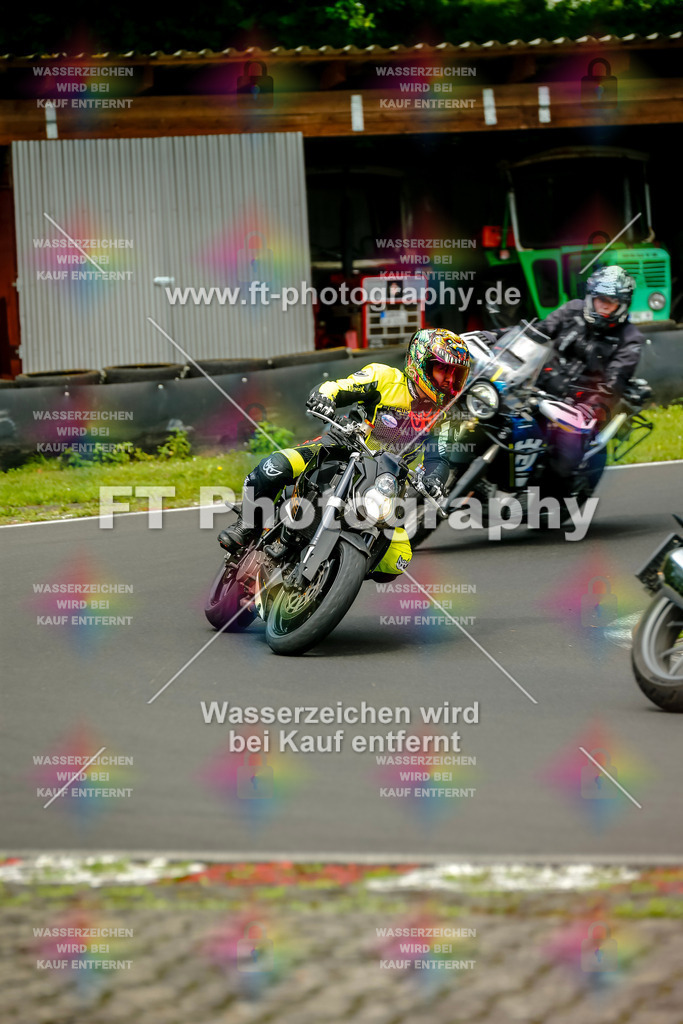 VBK-4387 | Hier findet Ihr Bilder von Touristenfahrten auf der Nürburgring Nordschleife oder von anderen Veranstaltungen die ich besucht habe. Viel Spass beim Durch Schauen 