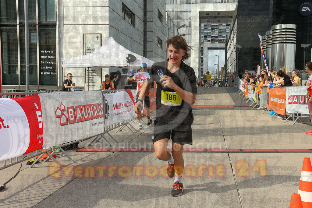 250920_1531_EX1_9816 | Sportfotografie im Rhein-Sieg Kreis, Köln, Bonn, NRW, Rheinland Pfalz, Hessen, etc. Unser Tätigkeitsfeld umfasst den Laufsport vom Volkslauf über den Marathon, Duathlon, Triathon bis zum Ultralauf wie Kölnpfad Ultra oder Schindertrail.