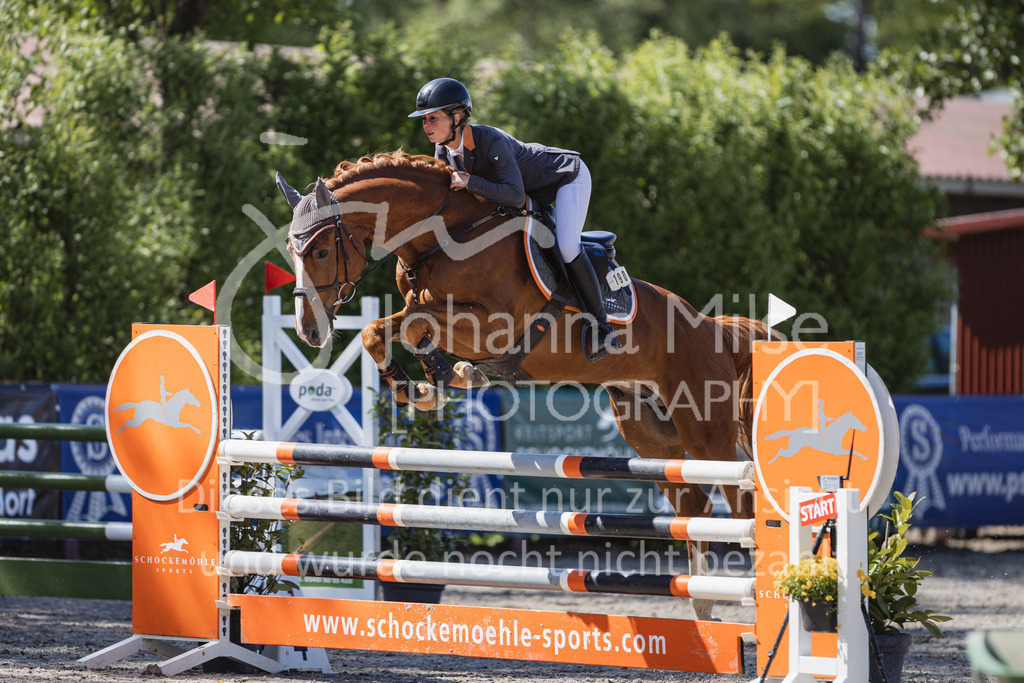 230516_Mühlen_04SprPf-L-438 | Deine schönsten Turniermomente als professionelle Fotos! Entdecke hochwertige Pferdesport-Fotografie im Online-Shop. Jetzt Fotos finden & bestellen!