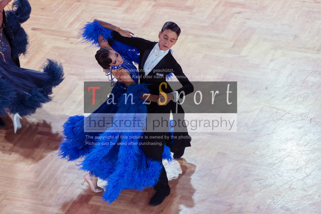 20250705_WDSF_Open_JunII_Std-dC25-2709 | Tanzsportbilder, Standardtanz, Lateintanz, WDSF, DTV, LTVB, dancecomp, goc, hessen tanzt, blaues band der spree, walzer, tango, wiener walzer, slowfox, quickstepp, samba, rumba, cha-cha-cha, paso doble. jive, hd-kroft photography, turniertanzsport
