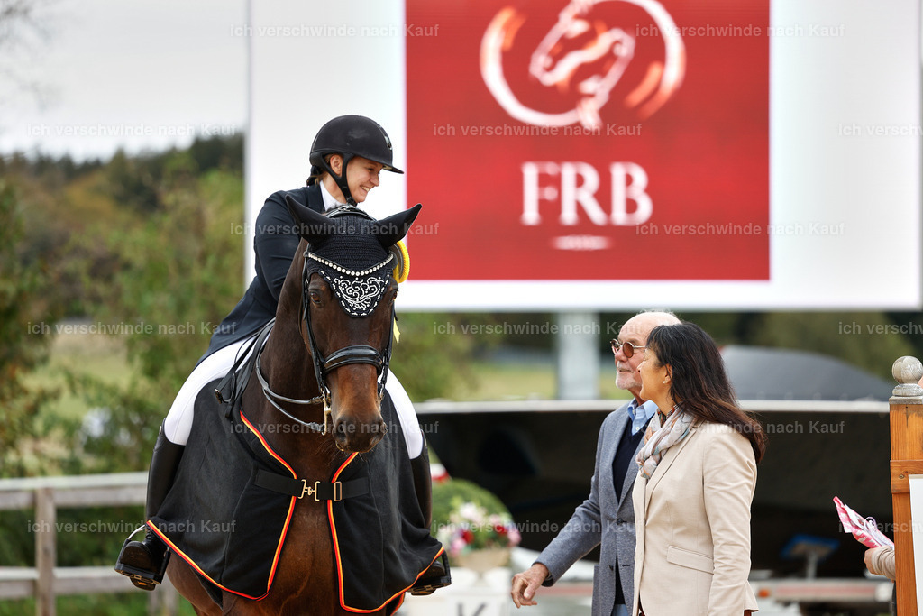 6-Siegerehrung-AMATUER-DRESSUR S_  -StoibPH-3643 | working equitationturnier fotograf videograf stoibphotography marixx film working equitation deutschland reitsport turnierfotografie eventfotografie equestrian events