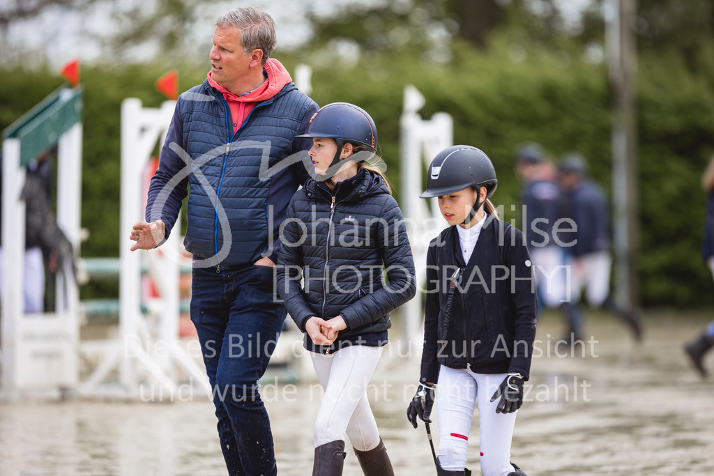 240426_Olfen-Vinnum_PonyTrophy-101 | Deine schönsten Turniermomente als professionelle Fotos! Entdecke hochwertige Pferdesport-Fotografie im Online-Shop. Jetzt Fotos finden & bestellen!