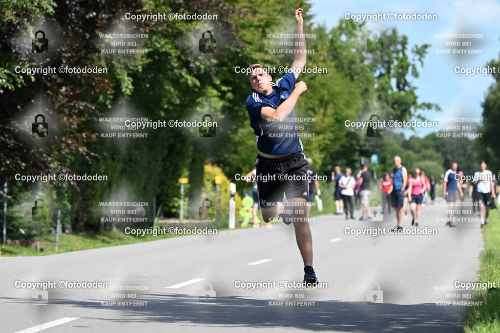 DSC_0949 | Jonas Eden (im Bild) warf mit Sören Saathoff (beide Theener)