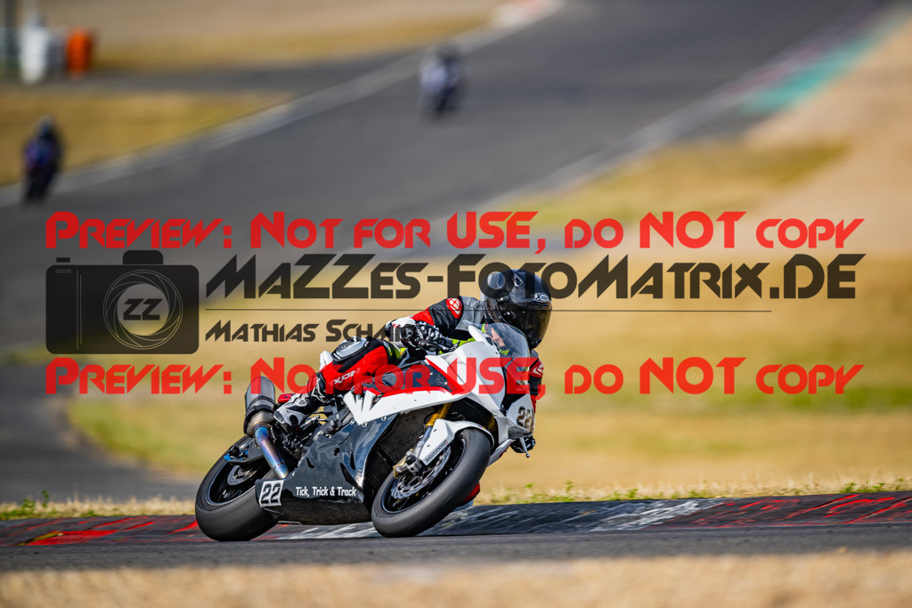 MaZZes_FotoMatrix_230719_8661 | ROT