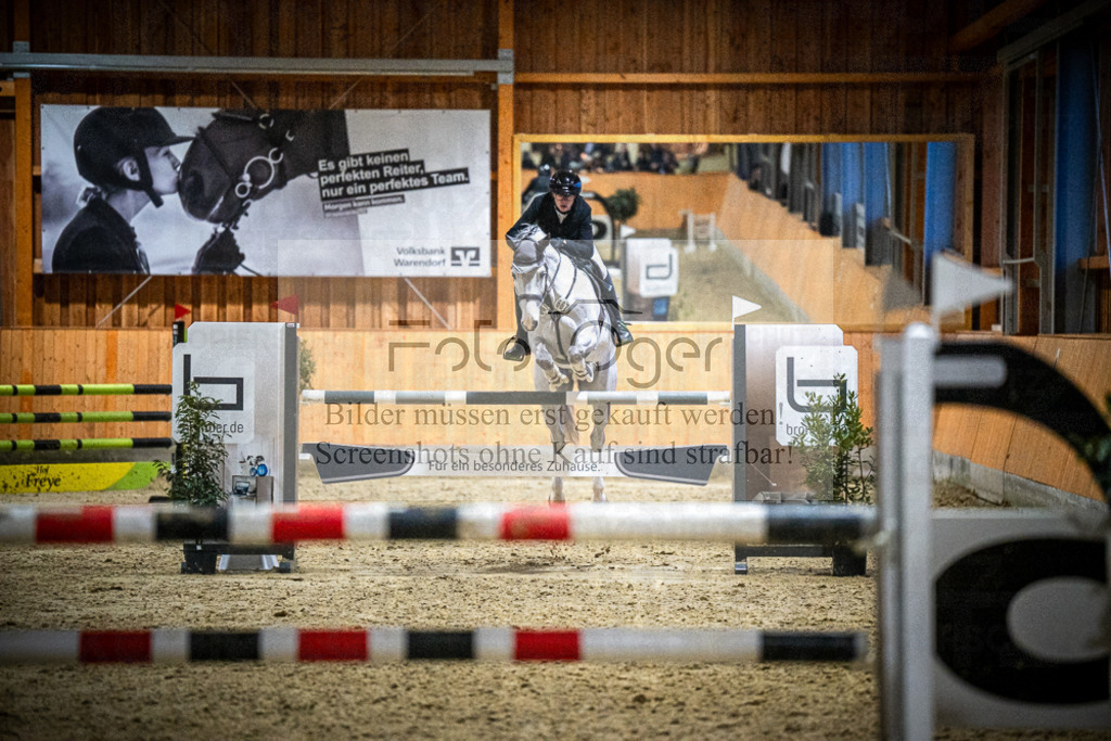 DOS_3038 | Entdecke hochwertige Reitturnierfotos von Foto Oger. Professionell, emotional und authentisch – jetzt Lieblingsmomente im Shop bestellen.Deutschlandweite Turnierfotografie. - Realisiert mit Pictrs.com