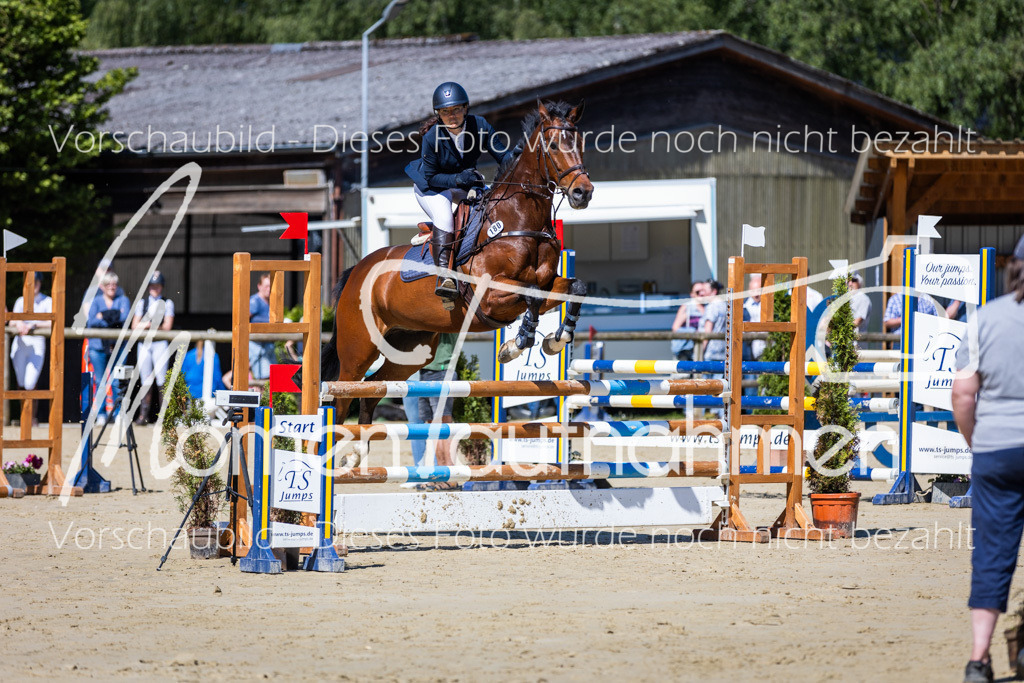 Donop24-ASprmstA-013 | MomenTaufnahmen Pferdesportfotos