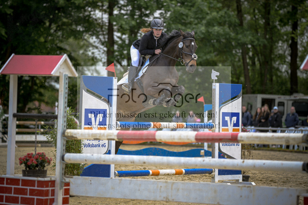 20240505-DOS_8510 | Entdecke hochwertige Reitturnierfotos von Foto Oger. Professionell, emotional und authentisch – jetzt Lieblingsmomente im Shop bestellen.Deutschlandweite Turnierfotografie. - Realisiert mit Pictrs.com
