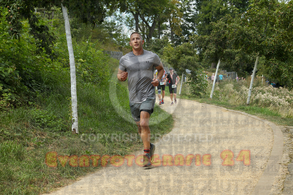 250824_1415_EX1_5559 | Sportfotografie im Rhein-Sieg Kreis, Köln, Bonn, NRW, Rheinland Pfalz, Hessen, etc. Unser Tätigkeitsfeld umfasst den Laufsport vom Volkslauf über den Marathon, Duathlon, Triathon bis zum Ultralauf wie Kölnpfad Ultra oder Schindertrail.