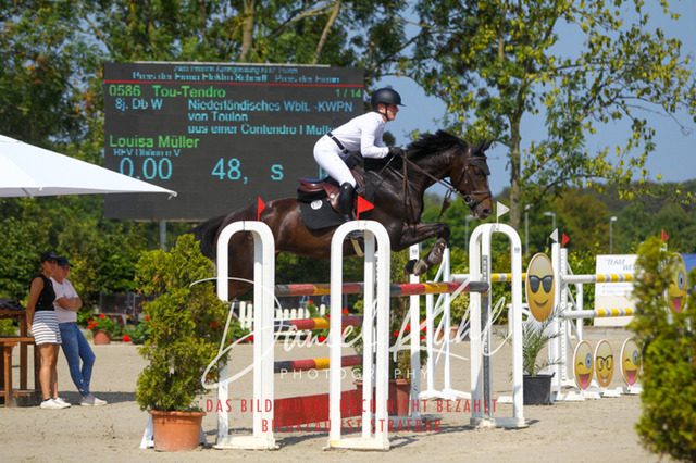 Gut Blee25_Zwei Phasen Springprfg S_0005 | Turniersportfotografie; Pferdefotografie; Dressurfotografie