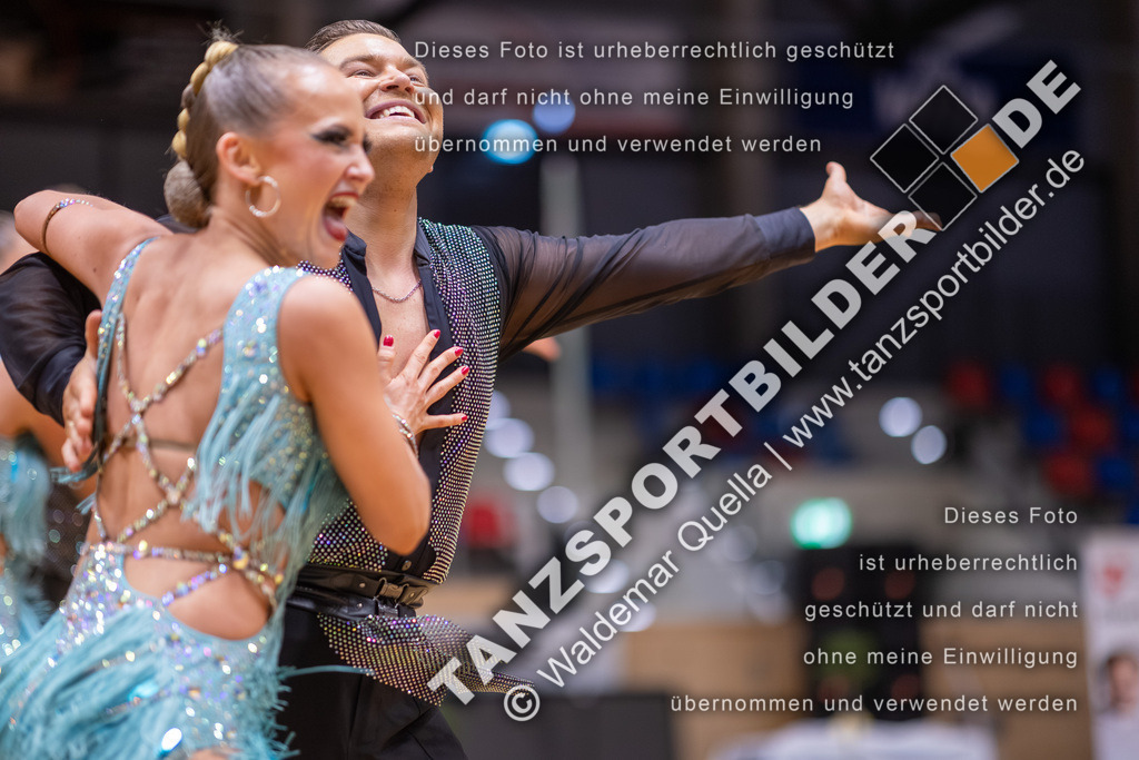 20260328-01147 | Hier finden Sie Tanz Bilder vom Latein und Standard Formationen tanzen. Sportbilder vom Tanzsport. Schöne Fotos und von Weltmeisterschaft, Europameisterschaft, Bundesliga, Regionalliga, Oberliga und Landesliga sowie von GOC Stuttgart, DanceComp, WM Bremen
