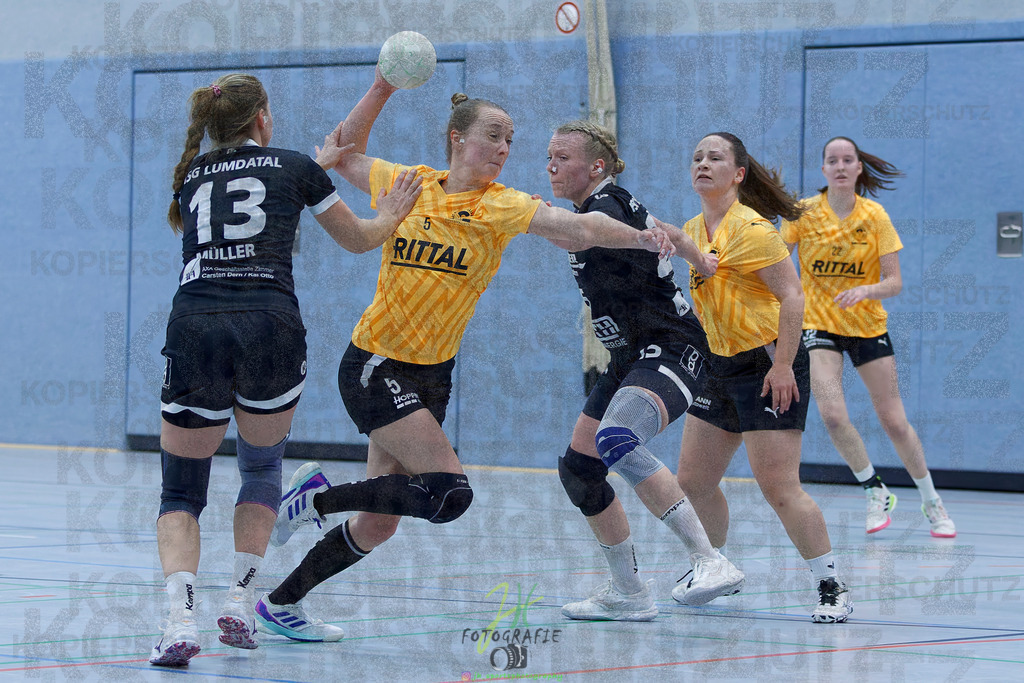 Handball Frauen Oberliga Mitte, HSG Eibelshausen/Ewersbach - HSG Lumdatal | Handball Frauen Oberliga Mitte, HSG Eibelshausen/Ewersbach - HSG Lumdatal am 21.02.2026 in Dietzhölztal-Steinbrücken (Sporthalle am Hammerweiher)Photo © 2026 - Jörg Heinrich - Realisiert mit Pictrs.com