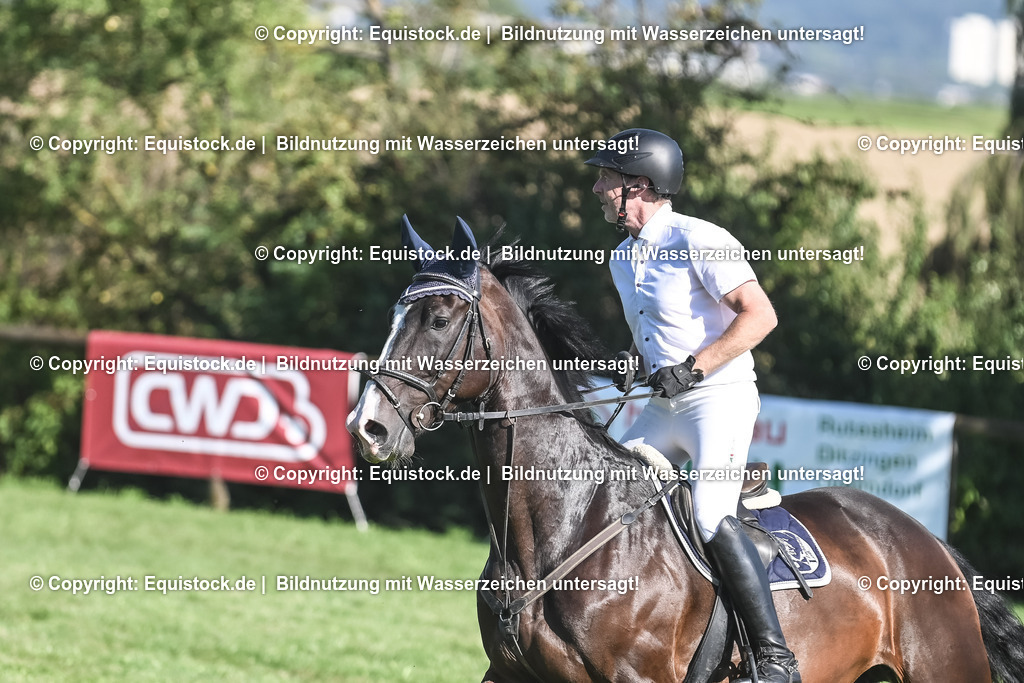 20230908_24_Springen_M_0001 | equistock