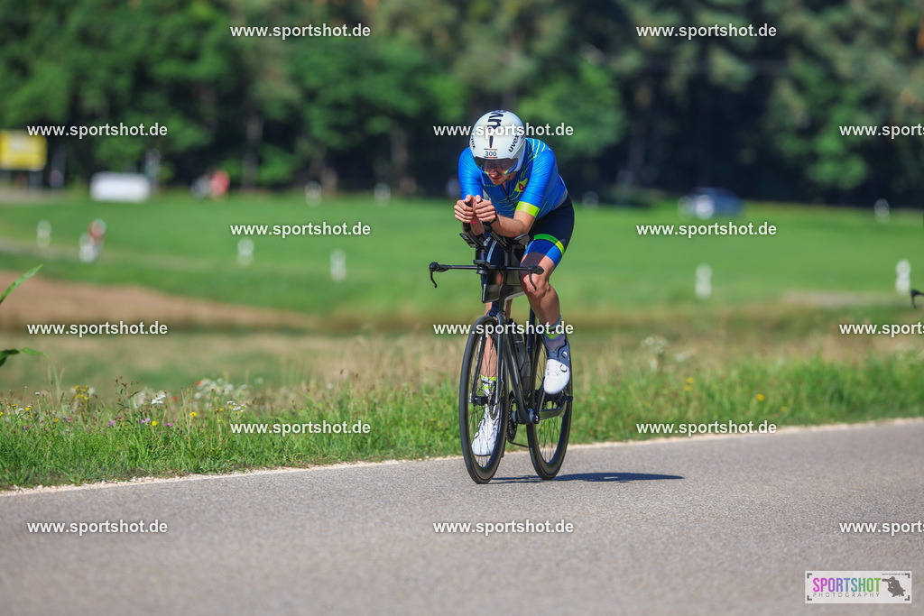 TRA58093 | Brombachsee Triathlon 2025 #brombachseetriathlon #triathlonbrombachsee #yourpictrs #sportshot_your_pictrs @Sportshotphotography  www.sportshot.de