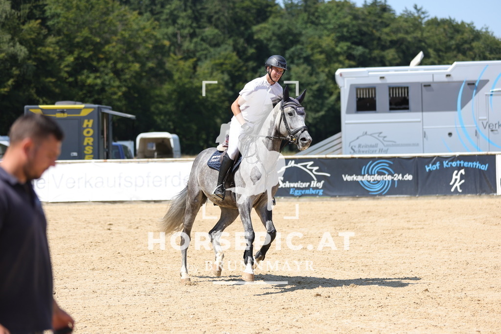 0P6A6450 | Willkommen bei Brunnmayr - Design & Fotografie – Ihrem Spezialisten für Reitturniere und Pferdeveranstaltungen in Oberösterreich, Salzburg und Bayern! Seit über 17 Jahren sind wir leidenschaftlich dabei.