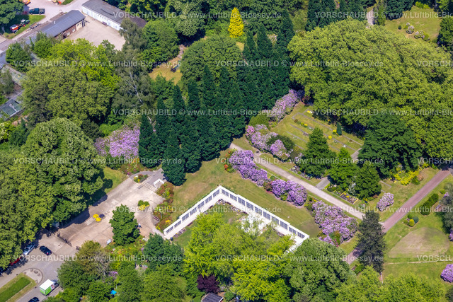 Herne220503202 | Luftbild, Südfriedhof Herne Kolumbarium Urnengräber und Rhododendronblüte, Sodingen, Herne, Ruhrgebiet, Nordrhein-Westfalen, Deutschland
