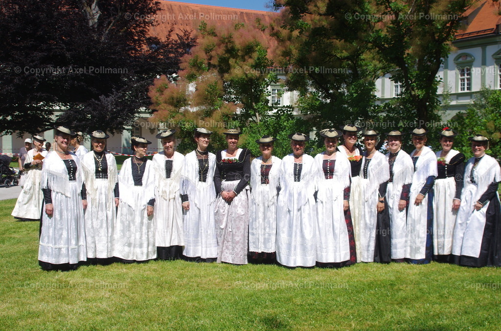 IMGP4756 | fotografiert von Axel PollmannLeonhardi Wallfahrt Benediktbeuern und Murnau, Fronleichnam, Fasching, Landschaft im Loisachtal und Benediktbeuern  - Realisiert mit Pictrs.com