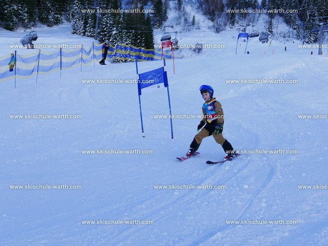 Marith (1) | Photos von der Skischule Warth - Realisiert mit Pictrs.com