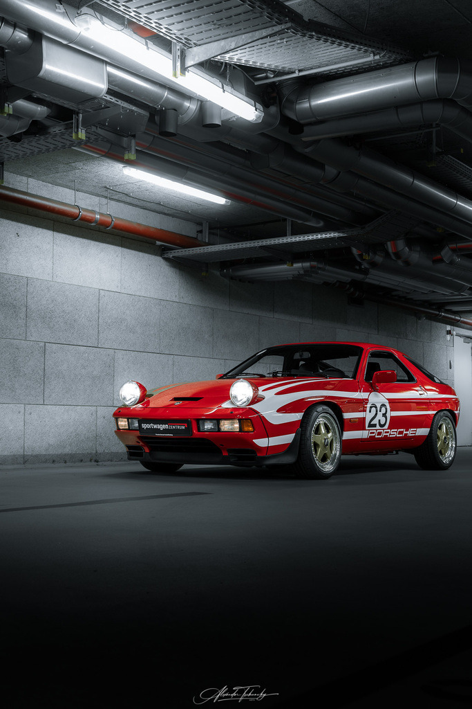 R6AT0593 _Alexander Tschuncky | Entdecken Sie die faszinierende Welt von Alexander Tschuncky Arts: Kreative Fotografie, atemberaubende Automobilkunst und hochwertiger Bilderdruck. Lassen Sie sich inspirieren! - Realisiert mit Pictrs.com