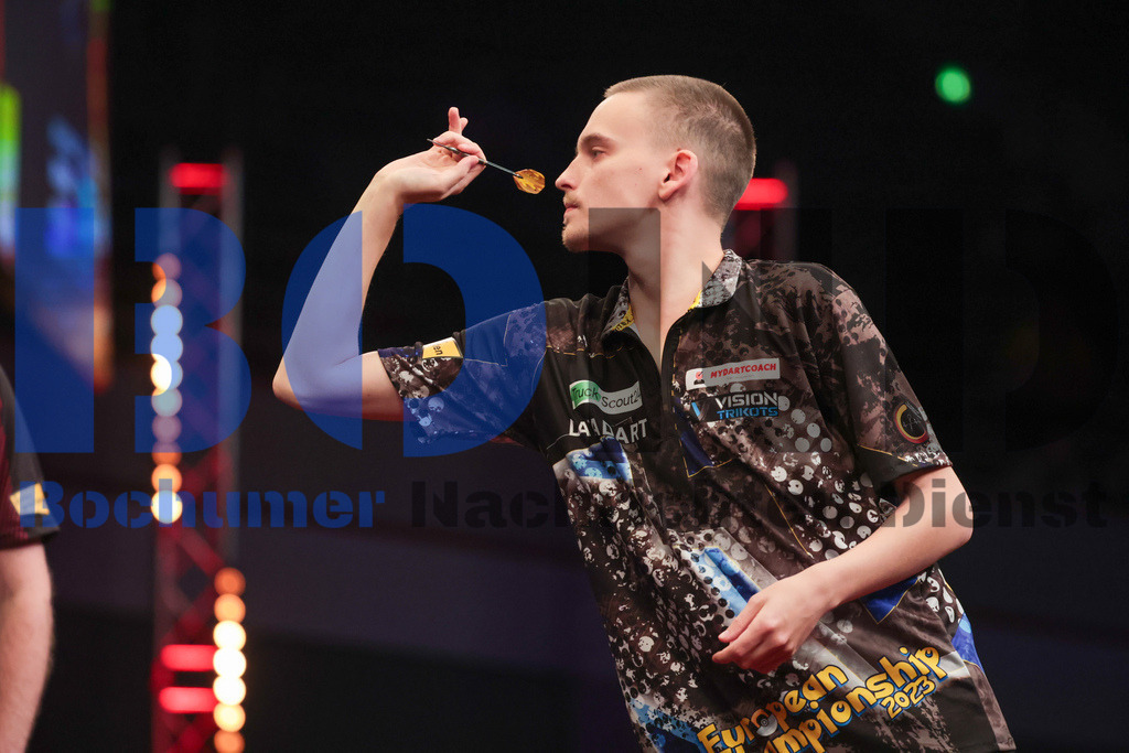  28.10.2023 - 
 | Sebastian Sendlak / Bochumer Nachrichtendienst (BOND) - PDC European Darts Championship: Achtelfinale - Realisiert mit Pictrs.com