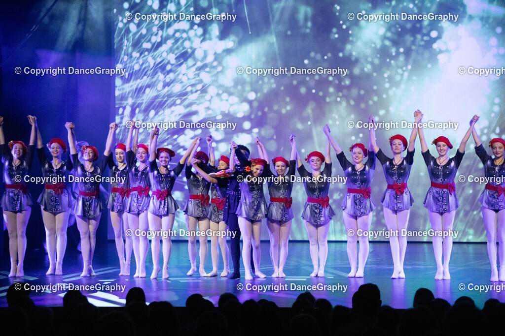 GPHY2428 | DanceGraphy - Realisiert mit Pictrs.com