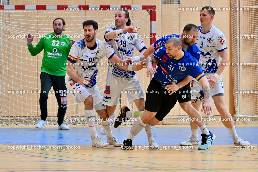SC Ferlach vs. ALPLA HC Hard | #32 DOKNIC Golub SC Hard, #99 Hild Matthias SC Hard, #19 SCHNABL Nico SC Hard, #81 Milicevic Micha SC Ferlach, #57 LEBAN Patrik SC Ferlach, #3 Antanavicius Karolis SC Hard, SC Ferlach vs. ALPLA HC Hard, SC Ferlach vs. ALPLA HC Hard am 05.04.2025 in Ferlach (Ballspielhalle Ferlach), Austria, (Photo by Bernd Stefan)