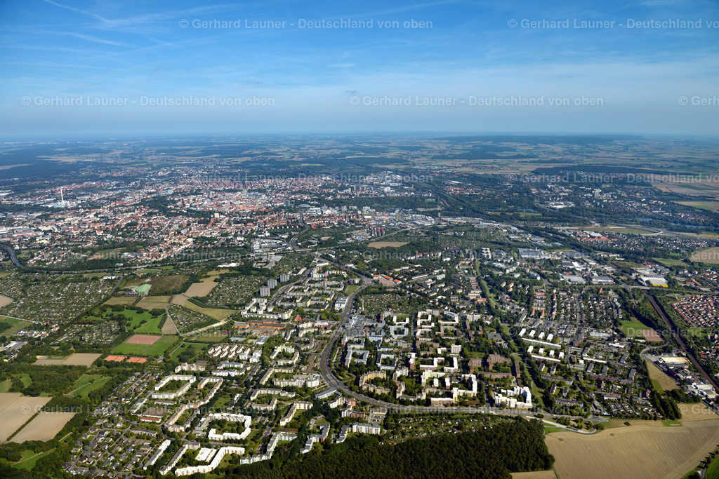3292884 | Online-Shop für Luftbilder aus Deutschland. Seit über 45 Jahren baut Gerhard Launer das Luftbildarchiv mit unterschiedlichsten Themen stetig weiter aus.
