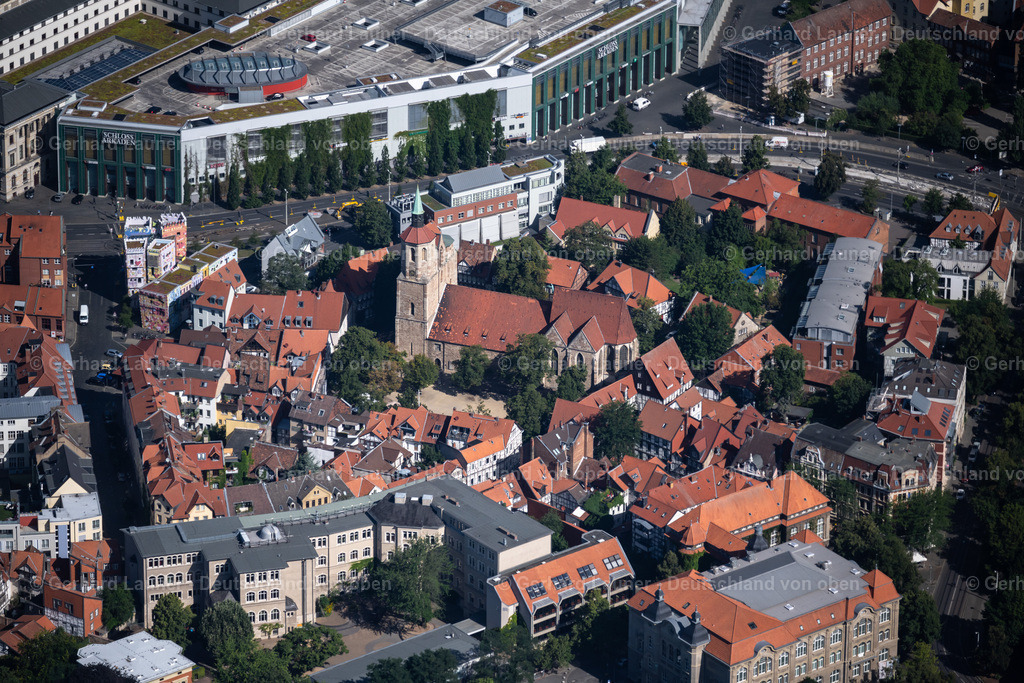 4035218 | BRAUNSCHWEIG 31.07.2020 Kirchengebäude der Sankt Magni Kirche im Magniviertel in Braunschweig im Bundesland Niedersachsen, Deutschland. // Church building Sankt Magni Kirche in Magniviertel in Brunswick in the state Lower Saxony, Germany. Foto: Gerhard Launer
