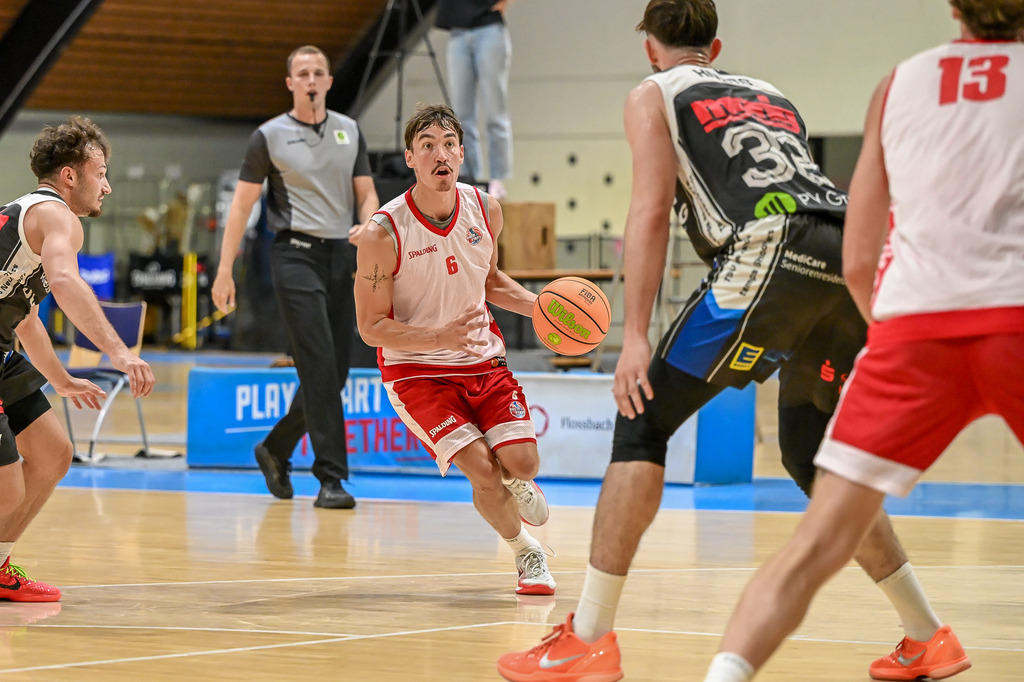 rsk_051 | Fotos von Basketballspielen aus dem Raum NRW fotografiert von Gero Mueller-Laschet und Daniel Schaefer - Realisiert mit Pictrs.com