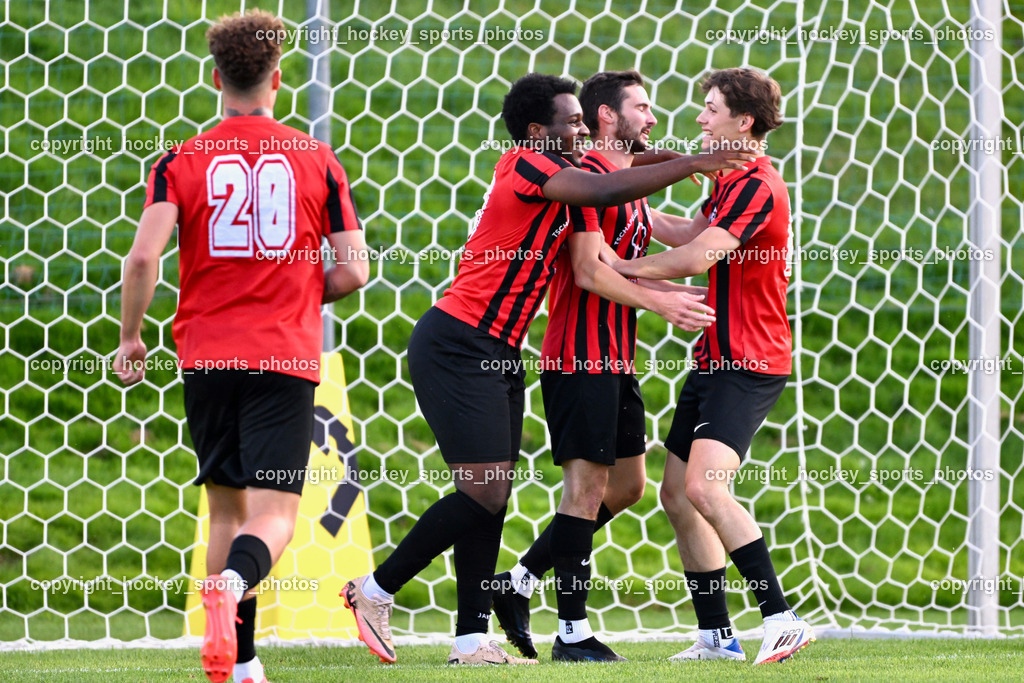 SC St. Veit vs. FC Nussdorf Debant | Jubel FC Nussdorf Debant Mannschaft, #20 Mark Ceh FC Nussdorf Debant, #10 Rashidi Mohamed Udikaluka FC Nussdorf Debant, #9 Dominik Sporer FC Nussdorf Debant, #17 Julian Graf FC Nussdorf Debant, SC St. Veit vs. FC Nussdorf Debant, SC St. Veit vs. FC Nussdorf Debant am 22.08.2025 in St. Veit an der Glan (Jacques Lemans Arena), Austria, (Photo by Bernd Stefan)