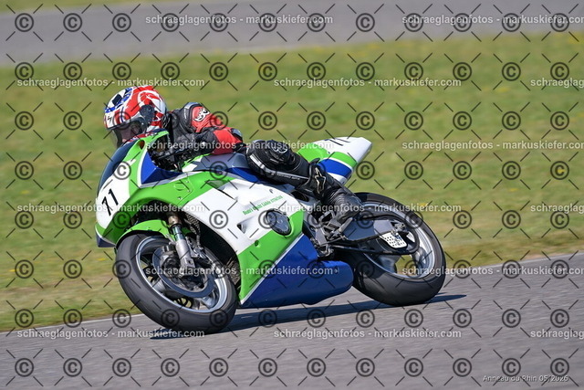 26BT01-1790 | 071 - Realisiert mit Pictrs.com
