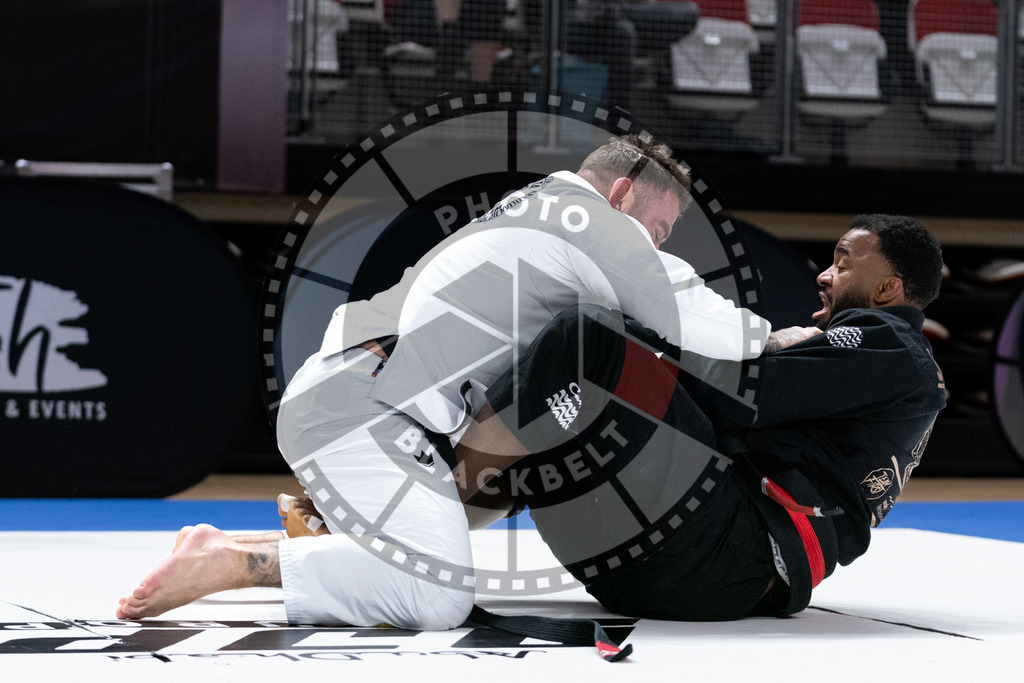 20241012PBB4422 | Athletes compete during the AJP Tour Europe Continental Jiu-Jitsu Professional Championship on October 12, 2024 in Almere near Amsterdam, Netherlands. © Chiara Dazi / photoblackbelt