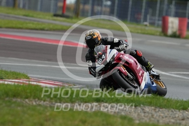 2024_06_21_PBK_18235 | Sportfotografie; SlowMotion; Video; Rennstrecke; Hafeneger; Speer; Racing; RSE; BMW; CBO; Trackday; Motorsportarena; Hockenheimring; Brno; Most; Barcelona; Valencia