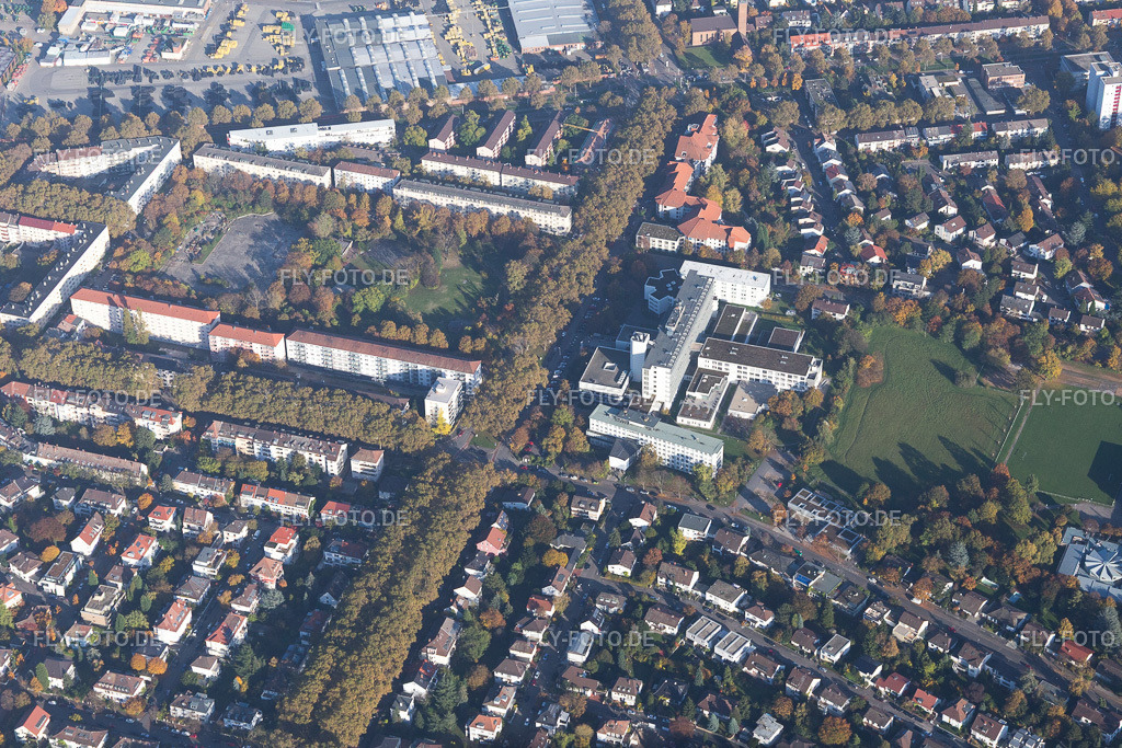Pfalzplatz, Diakonissen KH | Luftbild: Pfalzplatz, Diakonissen KH im Ortsteil Lindenhof in Mannheim im Bundesland Baden-Württemberg in Deutschland. Foto: IMG_095408.jpg vom 30.10.2016 durch Werner Riehm/FLY-FOTO.de - Realisiert mit Pictrs.com