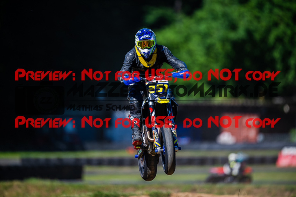 MaZZes_FotoMatrix_220702_3947 | S2