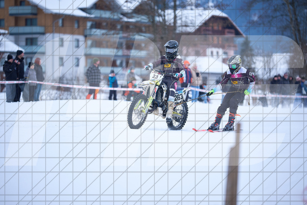 11. Holzknecht Skijöring | Skijöring am 24.01.2026: 11. Holzknecht Skijöring in Gosau am Dachstein, Oberösterreich, ÖsterreichFoto: © 2026 Martin Bihounek | mb-creative.eu