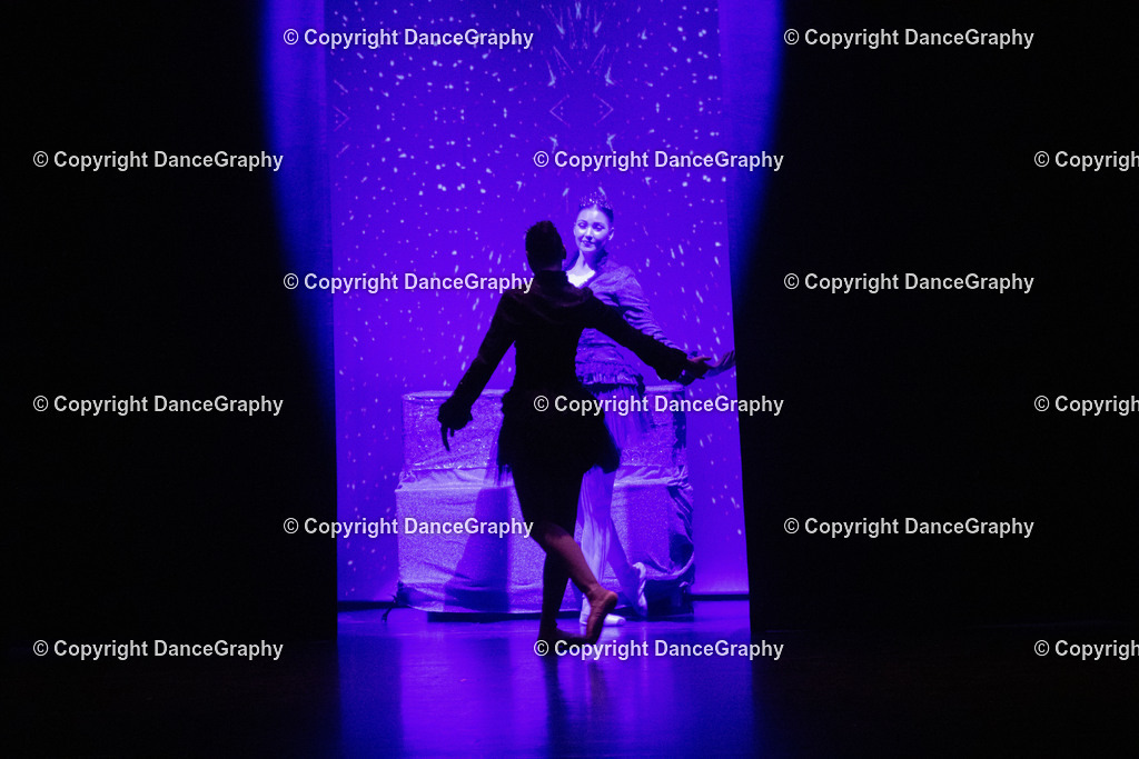 GPHY1579 | DanceGraphy - Realisiert mit Pictrs.com